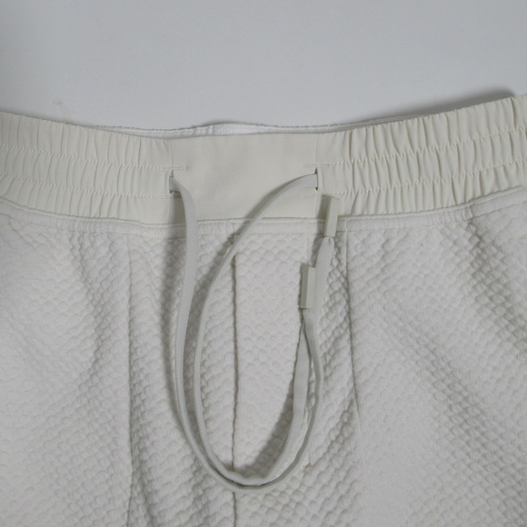Lululemon Men's At Ease Jogger Heathered Light Ivory / White Size XS - Picture 4 of 12